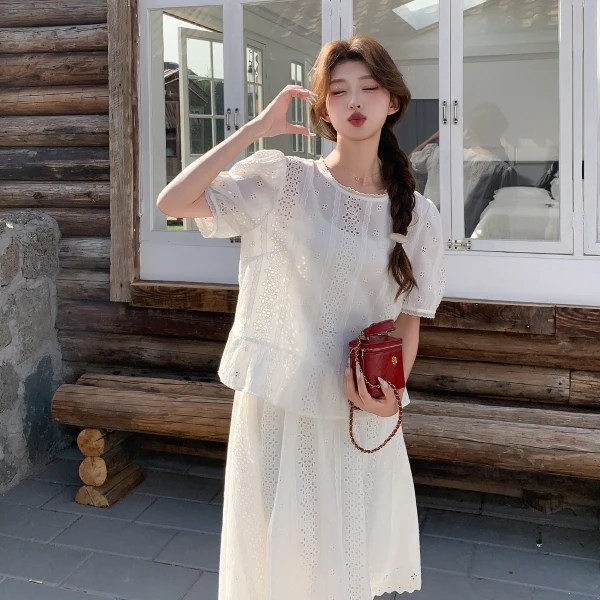 米白色轻薄上衣半身裙套装女夏2025新款两件套夏日漂亮爆款温柔风