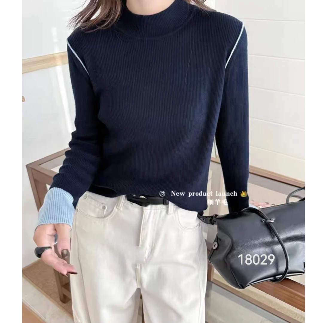 18029（部分无水洗唛，介意慎拍） CHUXUN圆领手袖撞色长袖针织衫