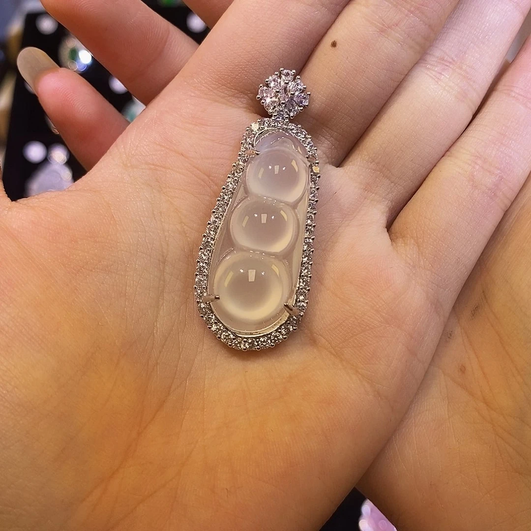 玛瑙/玉髓颈饰合金