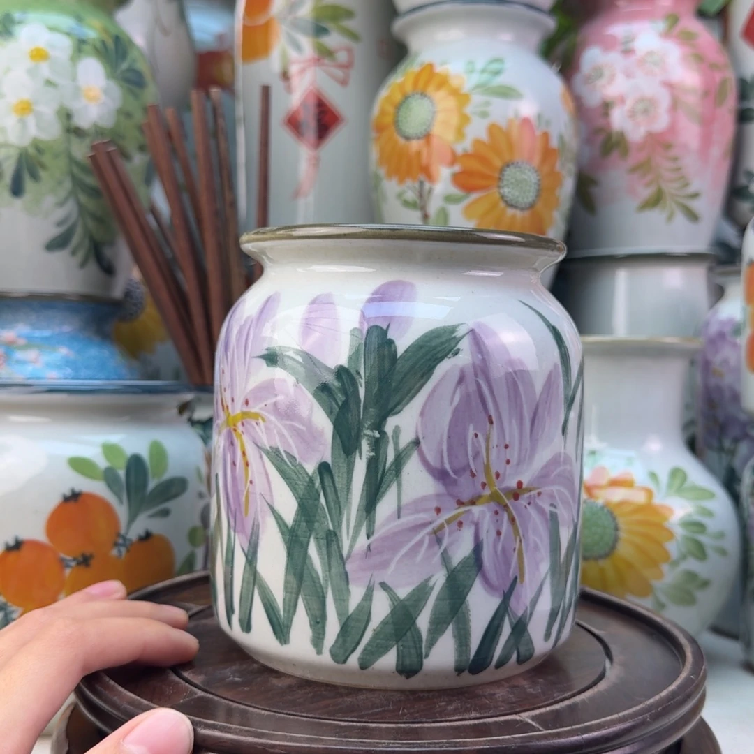 景德镇纯手绘陶瓷花瓶