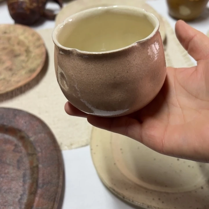 陶粉色粉引花苞杯