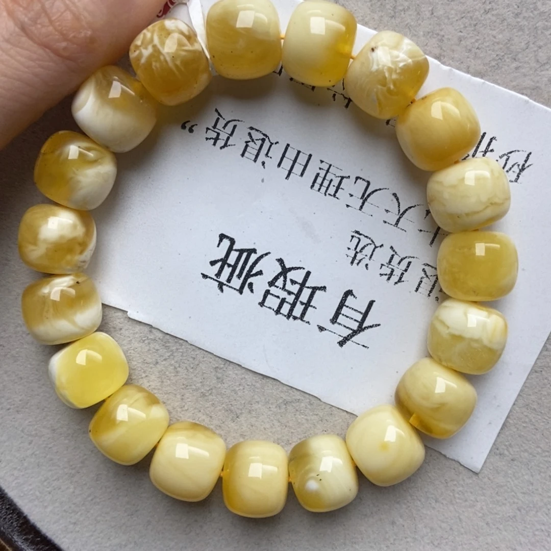 蜜蜡未镶嵌珠宝奇石60