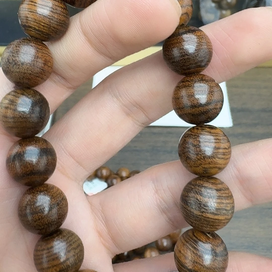 沉香沉香碎屑海南虎斑017