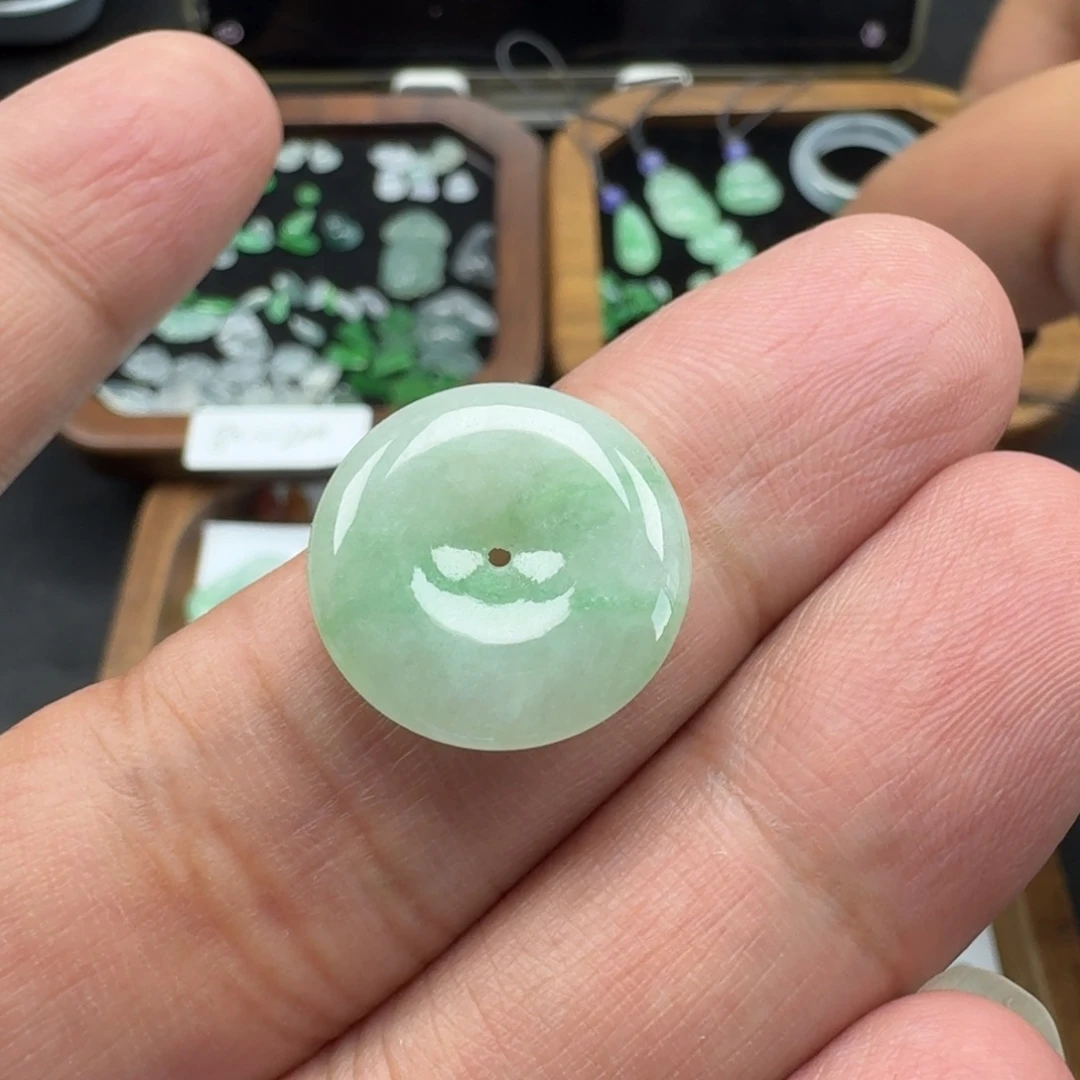 翡翠散珠17.6–3.7