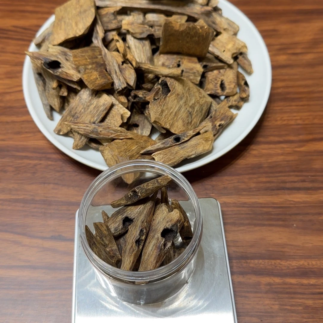 沉香碎屑沉香陆河金丝黄油块料