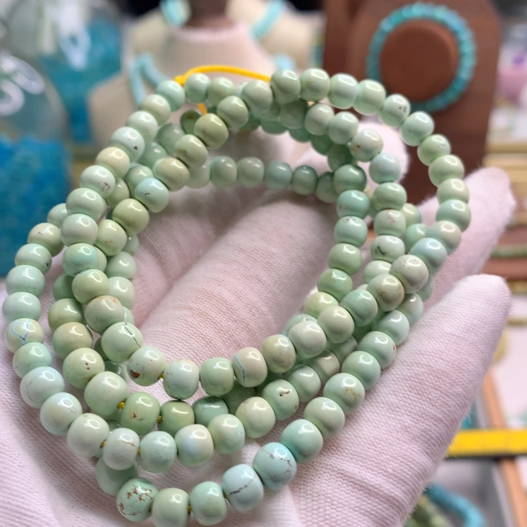 绿松石未镶嵌饰品