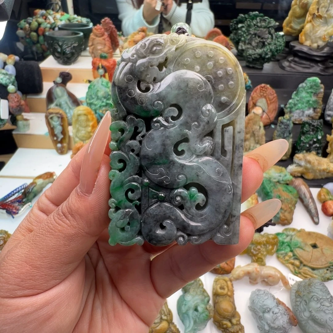 未镶嵌挂件翡翠天然缅甸