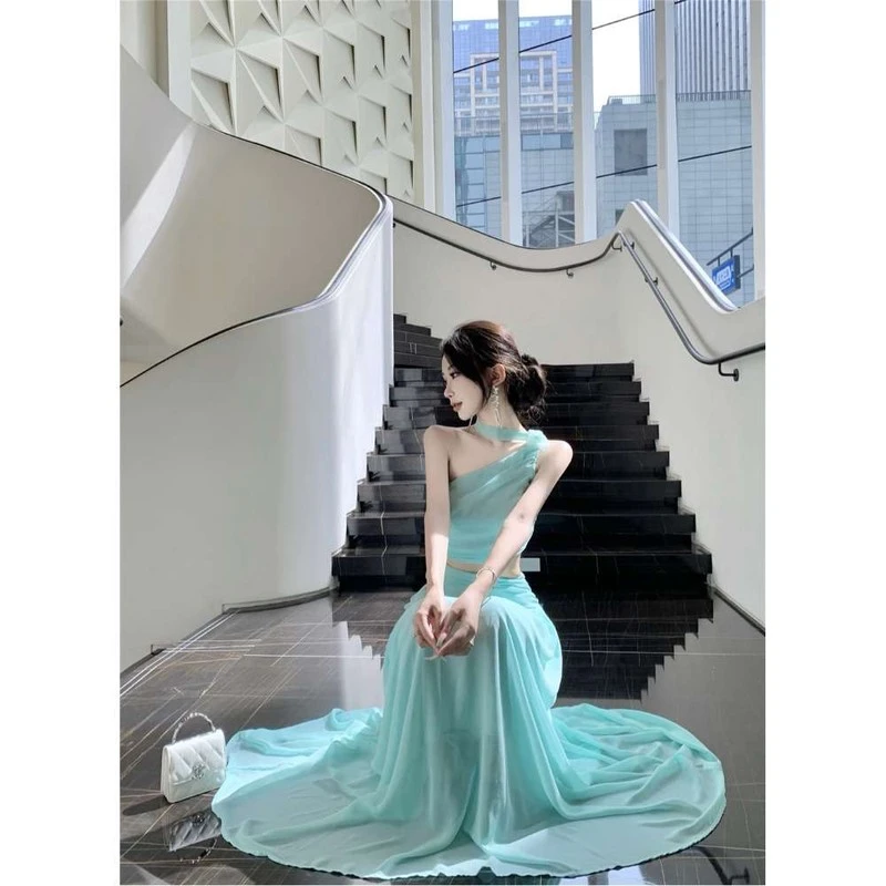 法式沙滩裙女夏季装气质斜肩露背无袖连衣裙海边度假仙女雪纺长裙