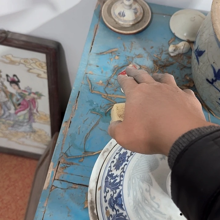 摆件蜗*?景德镇陶瓷学院教授