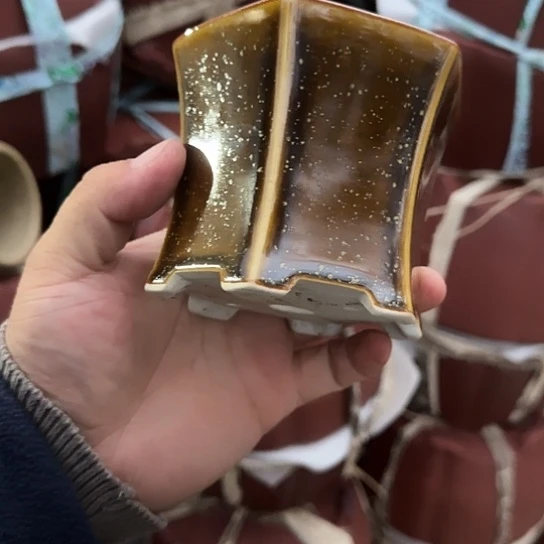 不说你还以为我们俩就没有联系咯诶