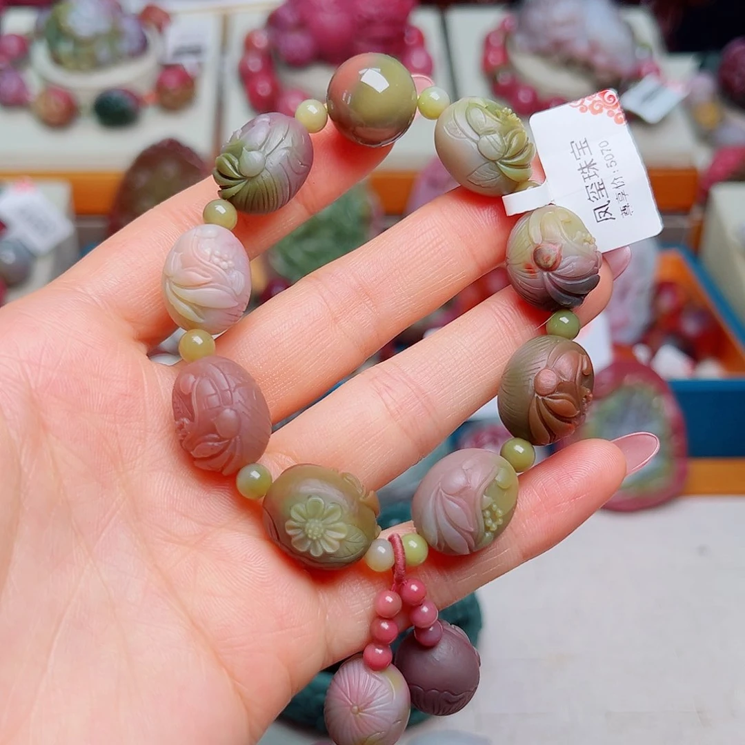 未镶嵌盐源玛瑙定制石英质玉