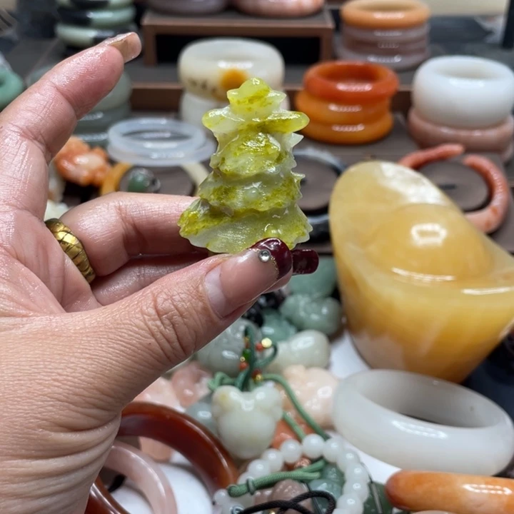 石英岩玉手镯合金