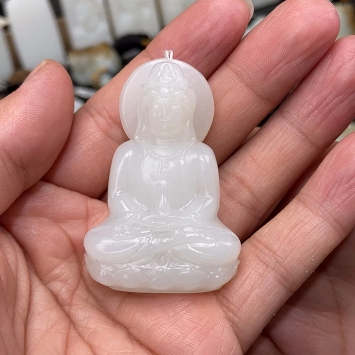 颈饰未镶嵌和田玉