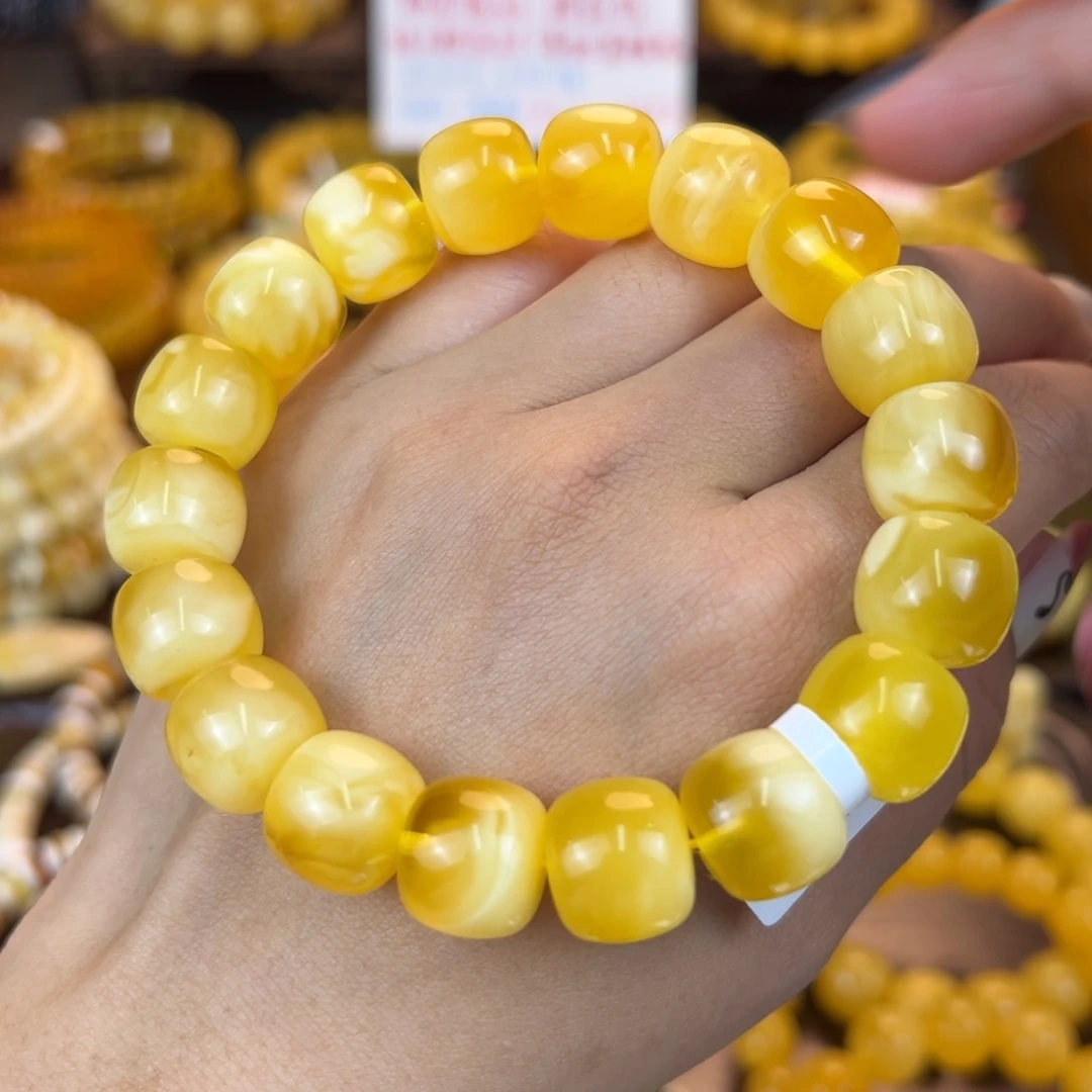 琥珀裸石未镶嵌kjjjjjjjjjjk