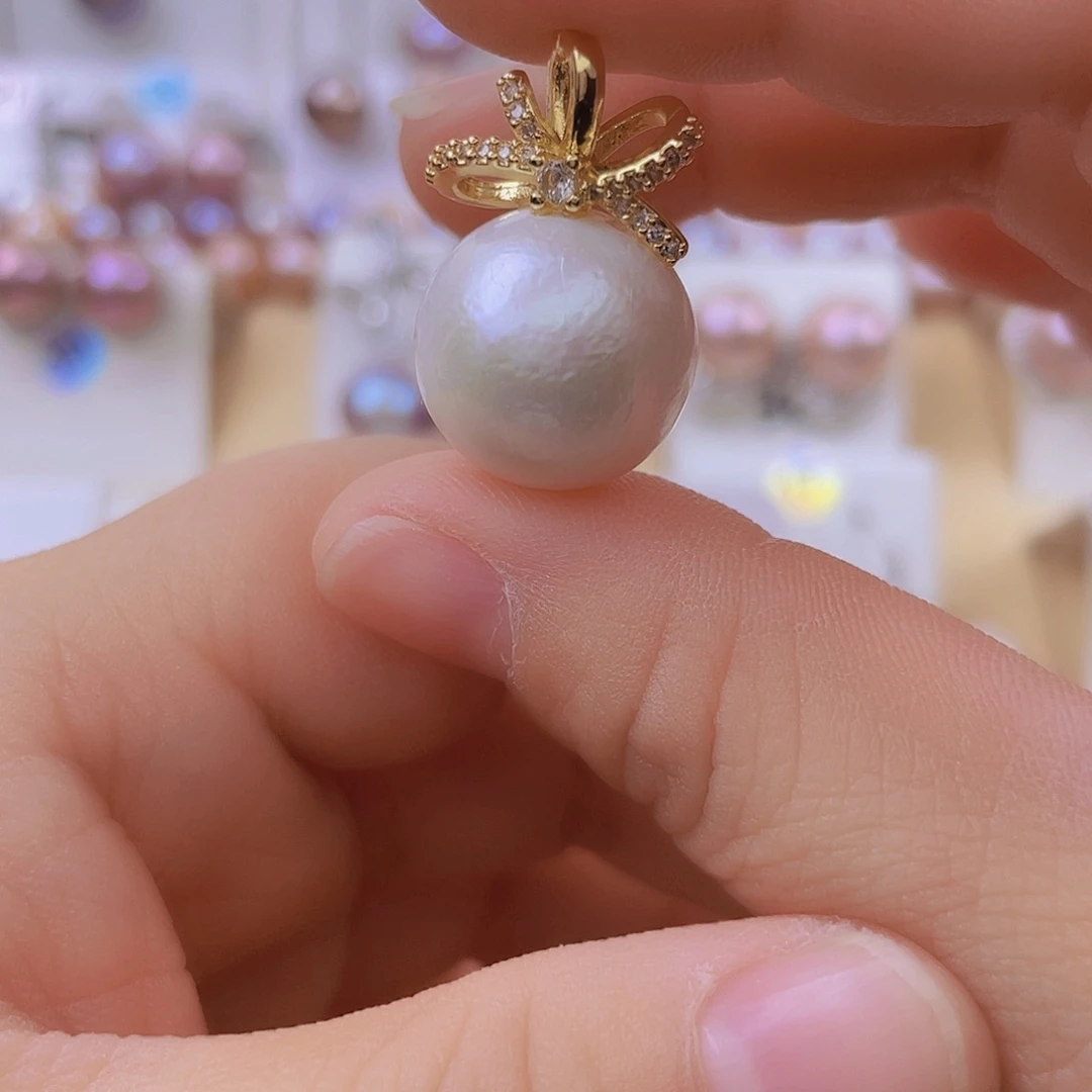 未镶嵌淡水珍珠吊坠(赠链)