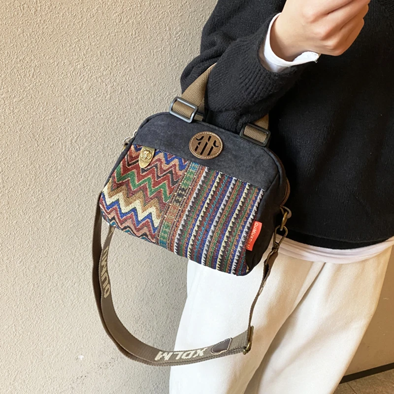 新款2025时尚个性刺绣牛仔布手提包女包复古百搭洋气单肩斜挎包潮