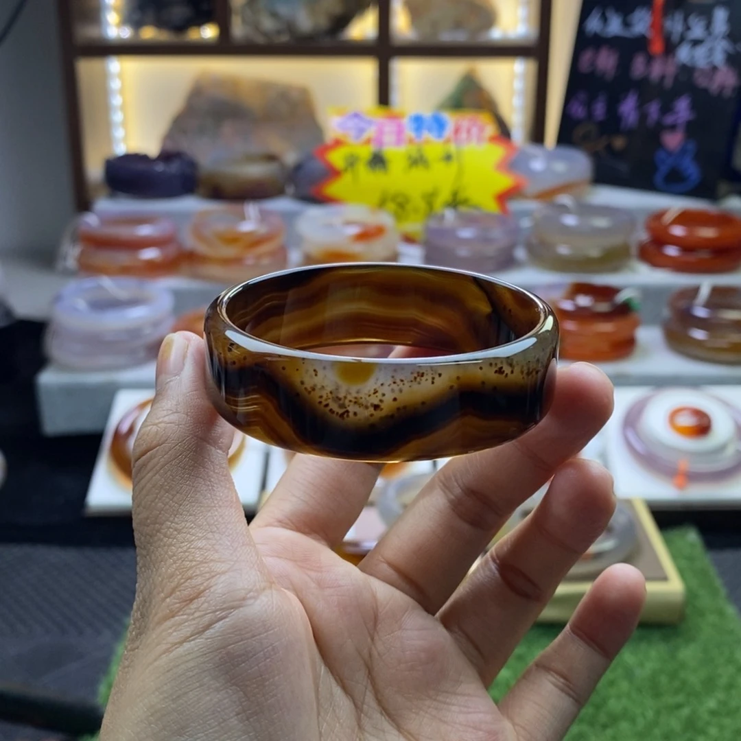 手镯玛瑙/玉髓未镶嵌