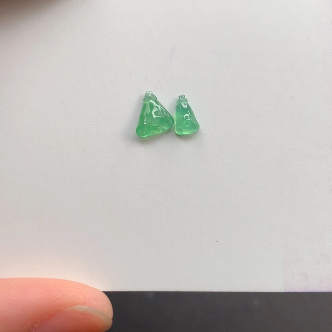 翡翠裸石翡翠莲蓬