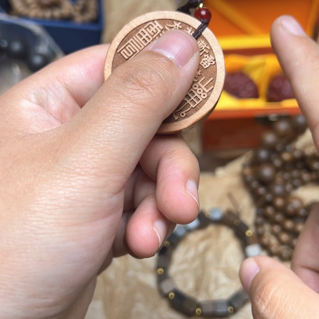 滴血莲花菩提手串