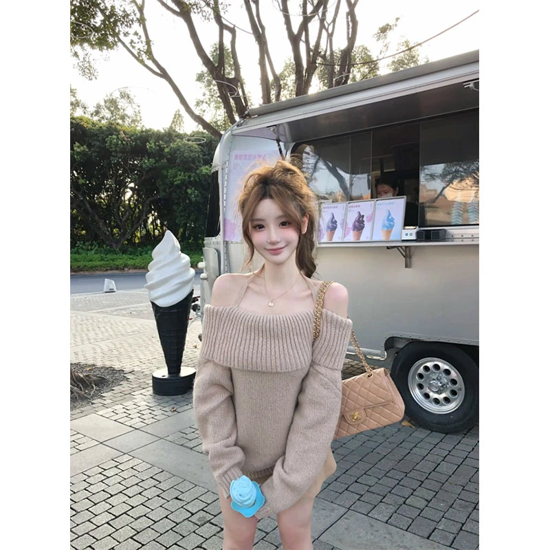 韩系高级感一字肩毛衣女冬宽松慵懒风加厚露肩针织衫上衣百搭短裤