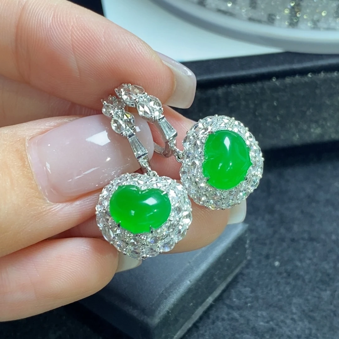 翡翠18K金镶嵌耳饰爱心耳饰