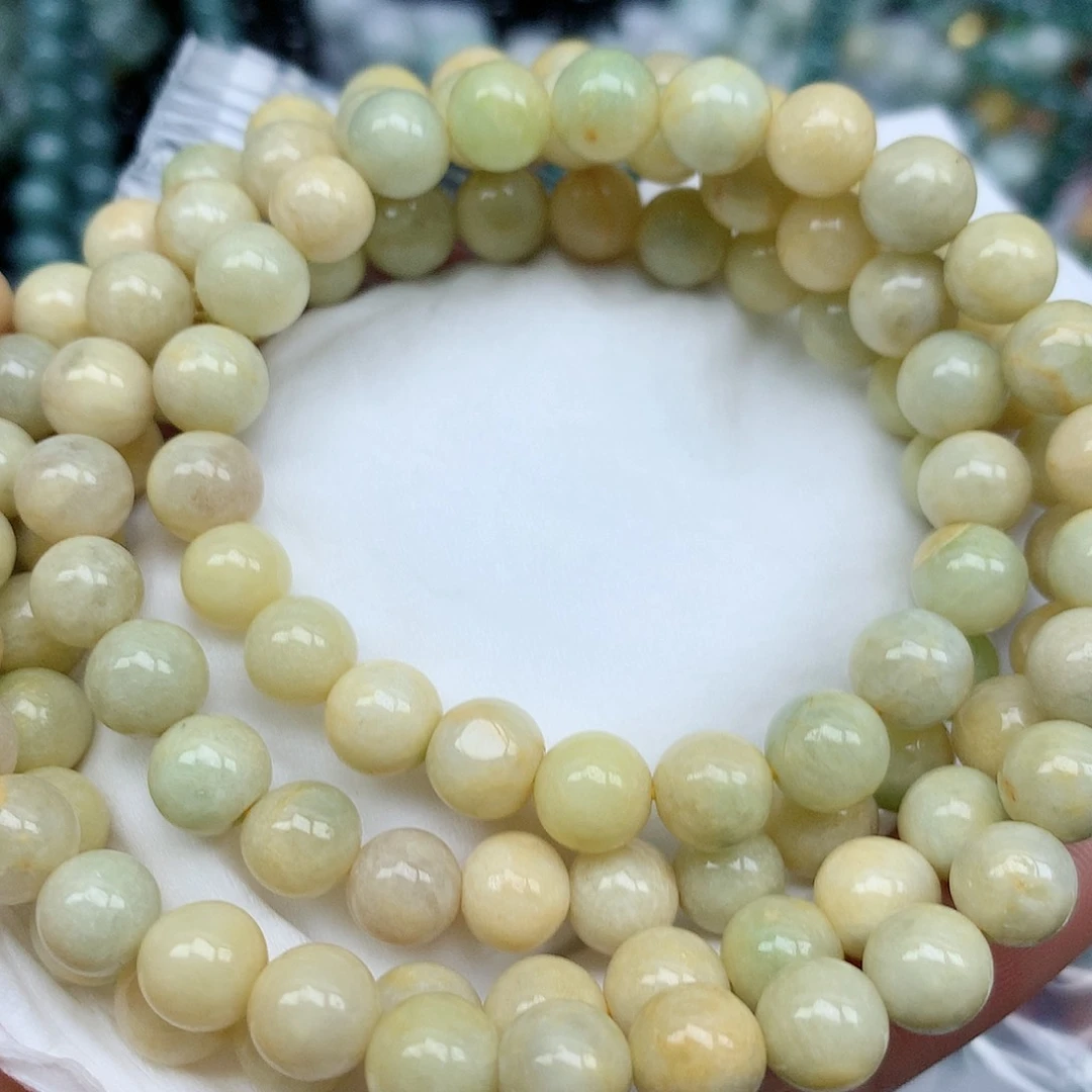 翡翠颈饰未镶嵌珠子