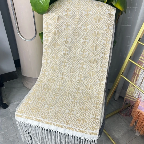 广西非遗手工壮锦围巾 定制款 双鱼双燕纹