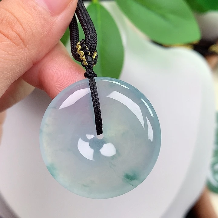 颈饰未镶嵌翡翠平安扣 31.3x6.1mm