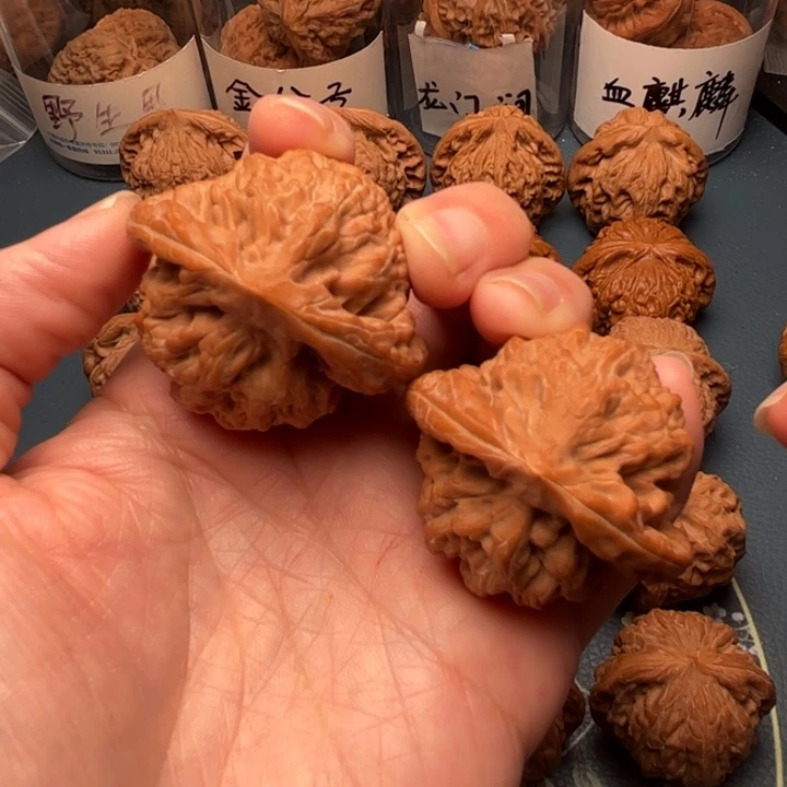 吊坠文玩核桃43金公子