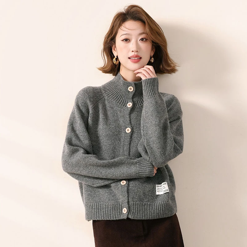 王小鸭2025秋季新款开衫女纯色休闲减龄百搭半高领针织开衫外套女