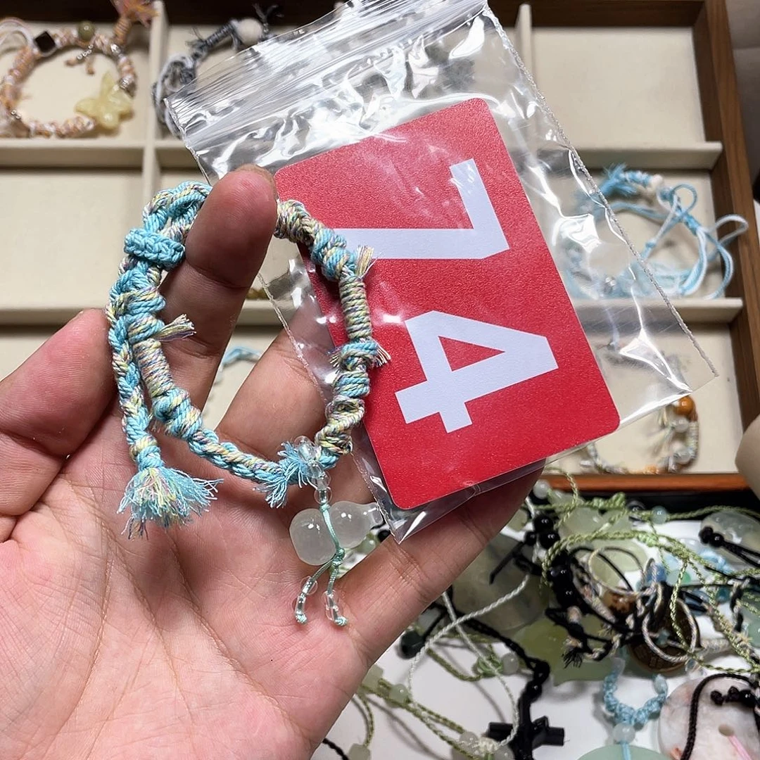 合金蛇纹石玉颈饰