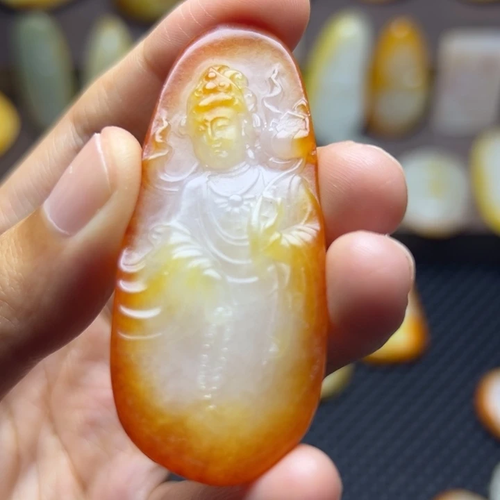 颈饰未镶嵌和田玉