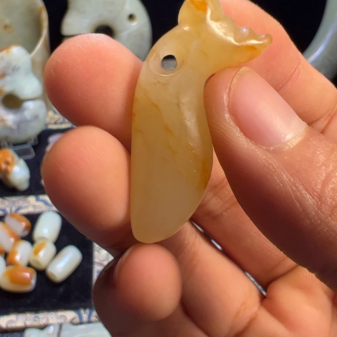 秦***飞玉玉摆件婵婵器形