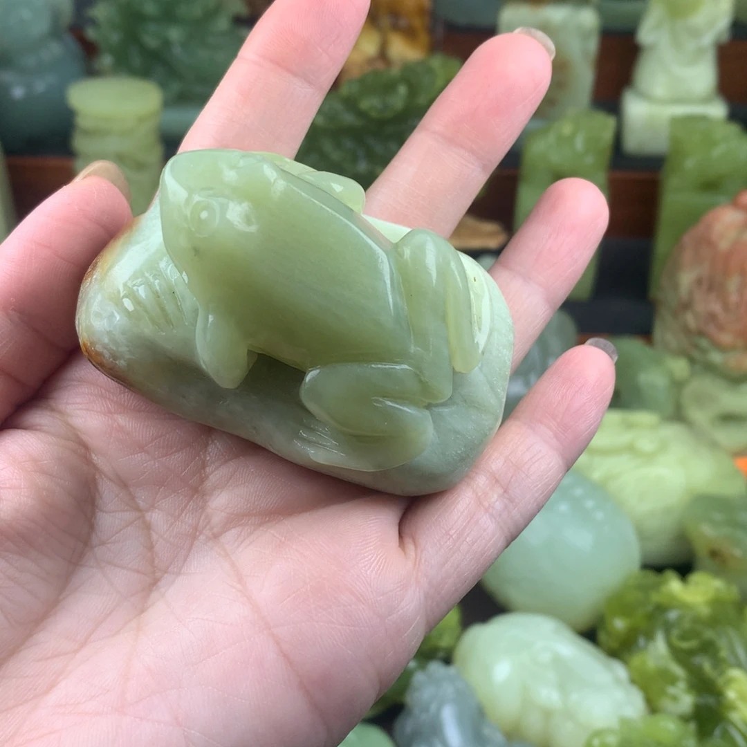 岫玉未镶嵌手把件