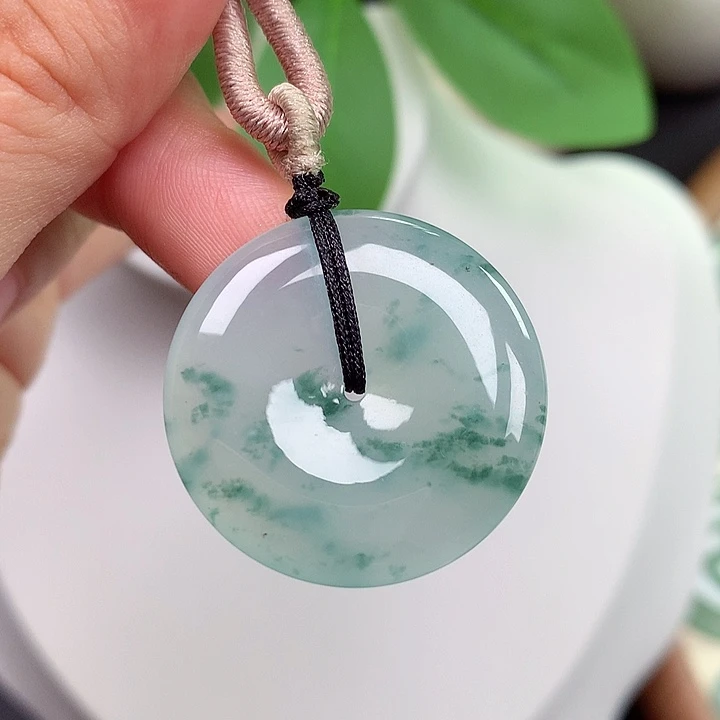 翡翠未镶嵌颈饰平安扣 28.2x4.7mm