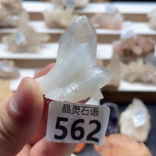 水晶大型摆件（非配饰）未镶嵌