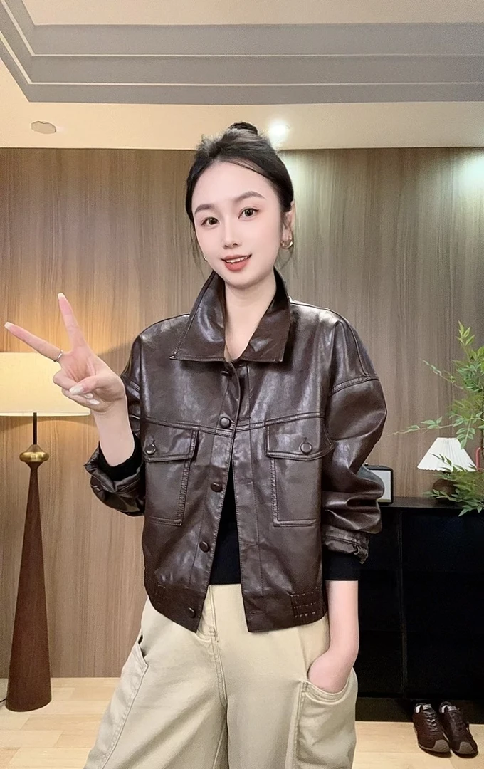 【复古工装风】翻领多口袋皮衣外套女 宽松显瘦 做旧质感短款皮夹克
