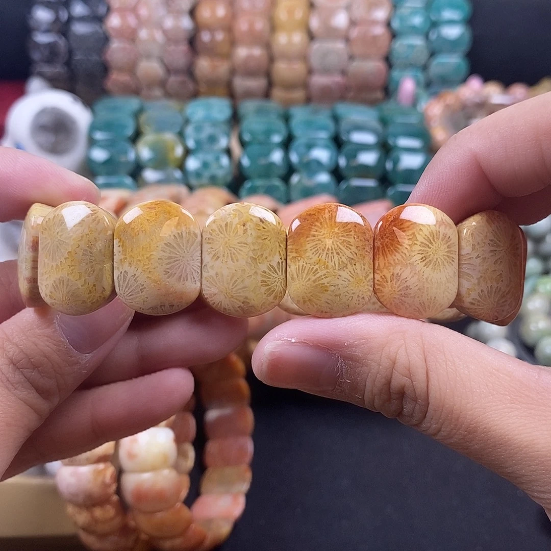 硅化珊瑚（珊瑚玉）未镶嵌手牌9
