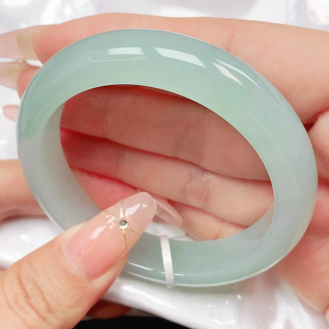 翡翠手镯未镶嵌抖音985