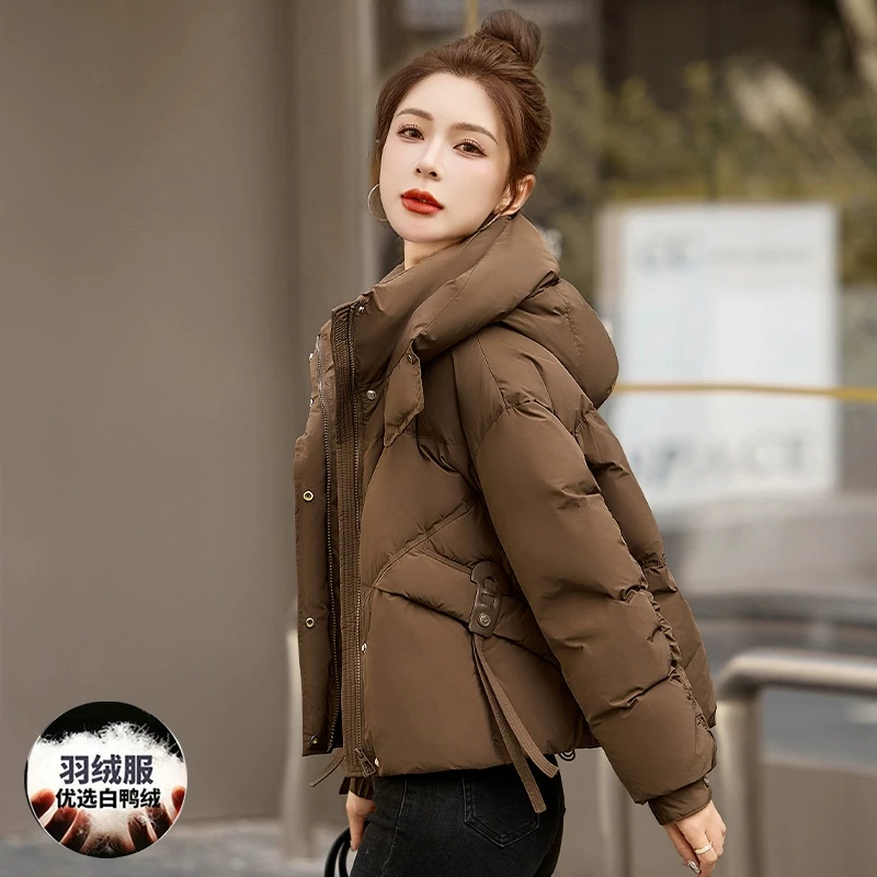 2025年新款女装平湖短羽绒服女2025新款冬九江高端品牌时尚洋气小