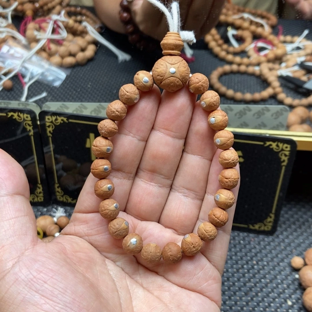 凤眼菩提吊坠9.5银钉手串