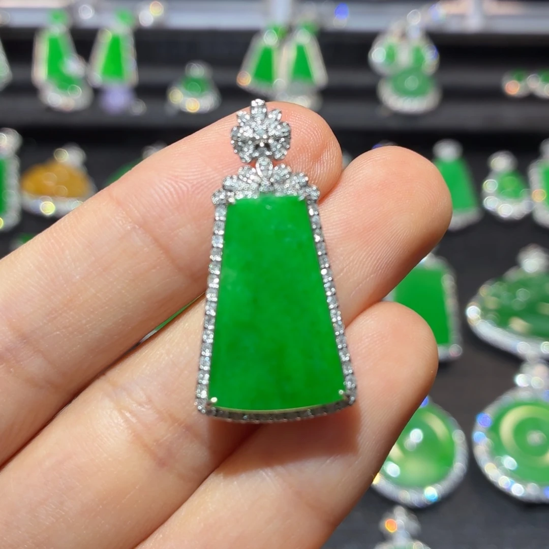 翡翠18K金镶嵌吊坠(不含链)翡翠