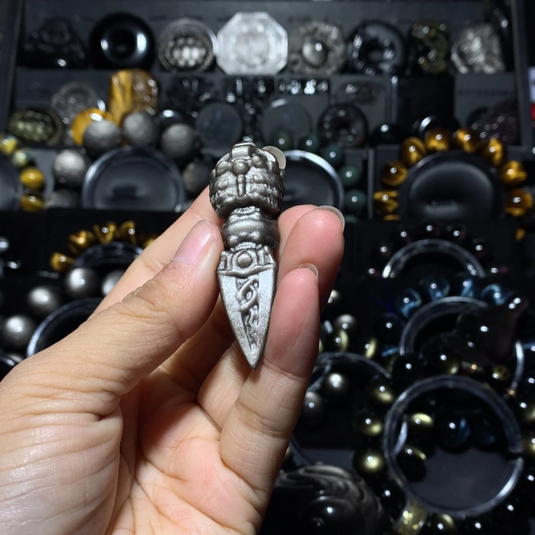 天***运黑曜岩未镶嵌珠宝奇石