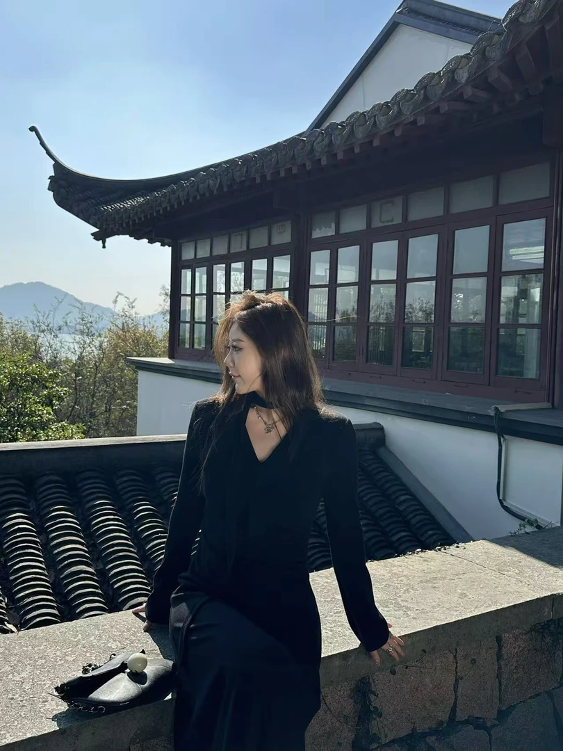 琪琪怪怪大码女装【月半夜曲】木耳边带飘带气质长款连衣裙D18259QQ