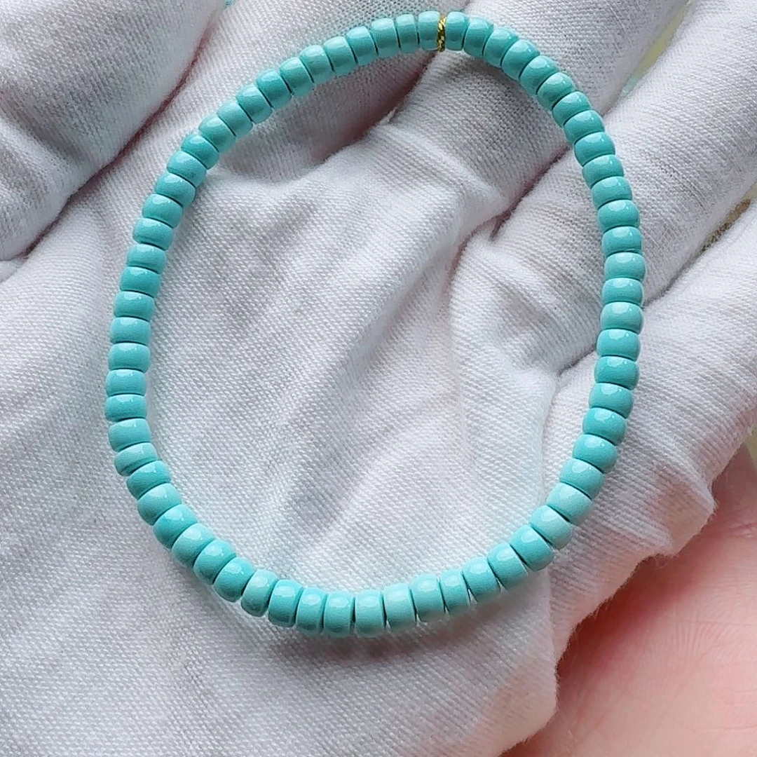 绿松石未镶嵌天空蓝直切手串 直径4.2