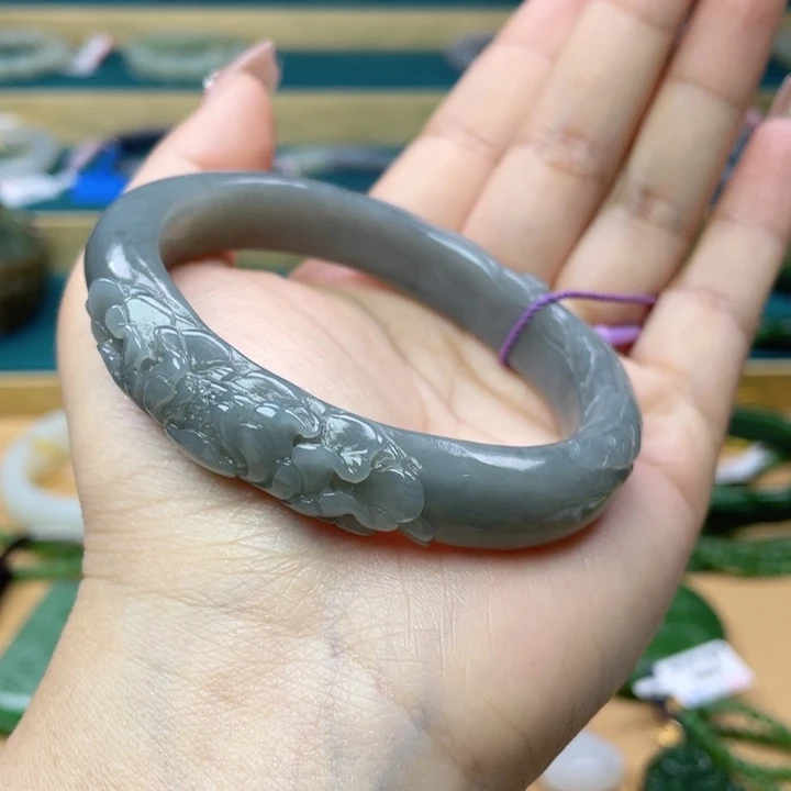 和田玉手镯59圈口   编号54贵妃镯未镶嵌