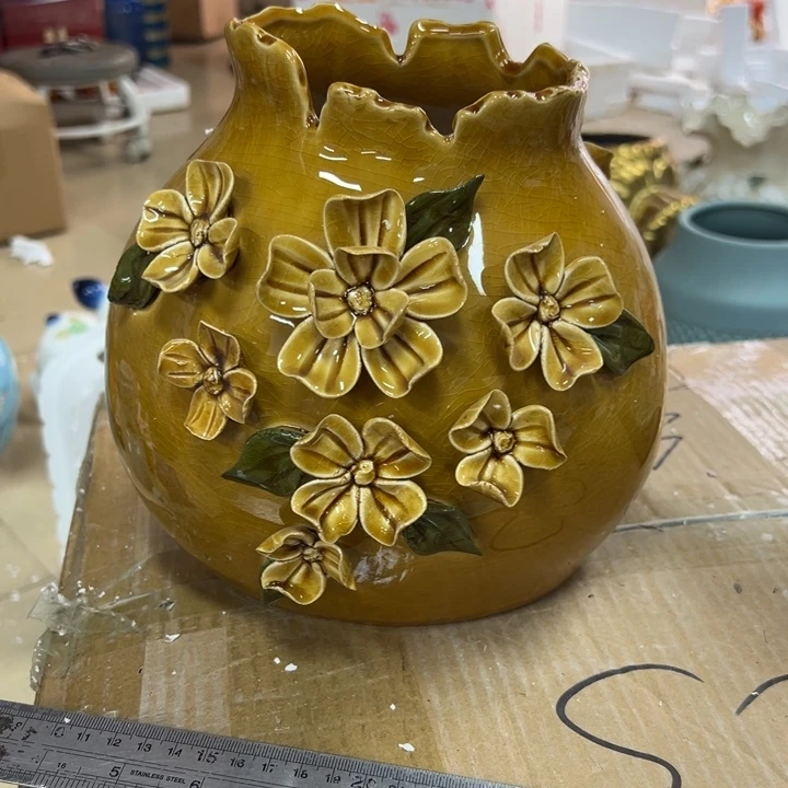 瓷片微瑕陶瓷。。。。。。。。。。。。。。