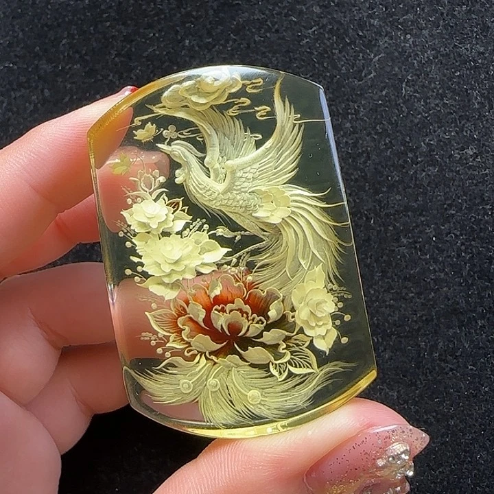 琥珀珠宝奇石未镶嵌吴****帅23.3克