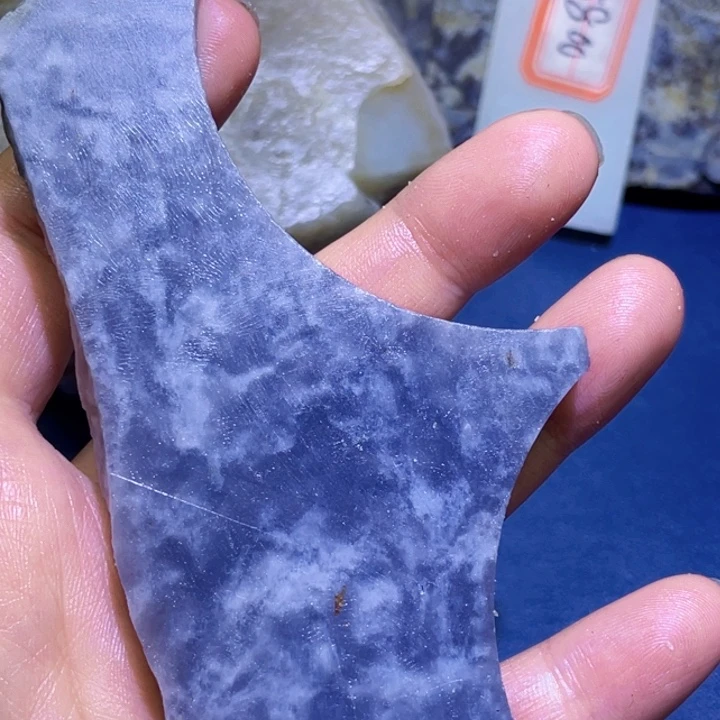 和田玉未镶嵌珠宝半成品