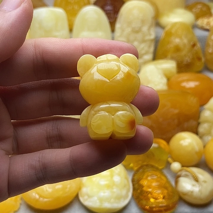 琥珀颈饰未镶嵌琥珀蜜蜡吊坠
